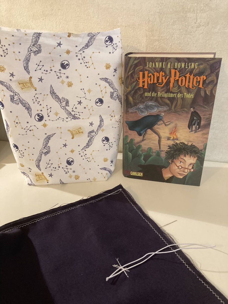 Gummizug an Buchbeutel annähen